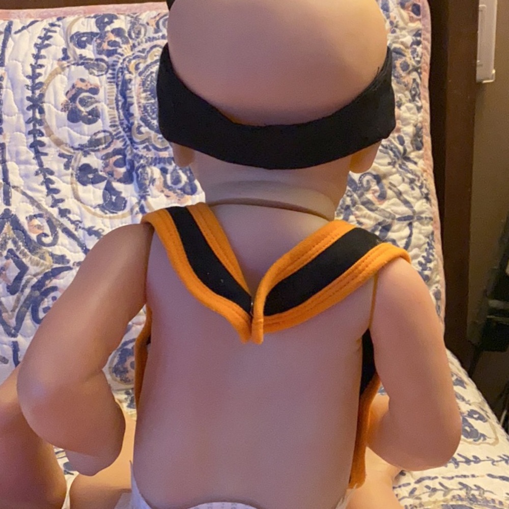 SOLD - Picture 3 of 6